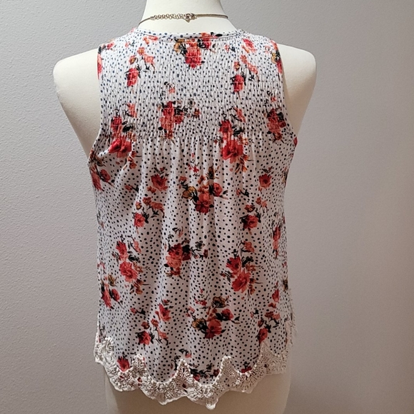 Rewind Tops - REWIND TANK TOP FLORAL PRINT WHITE SLEEVELESS WOMEN RAYON  SIZE XS CROCHET CAMI